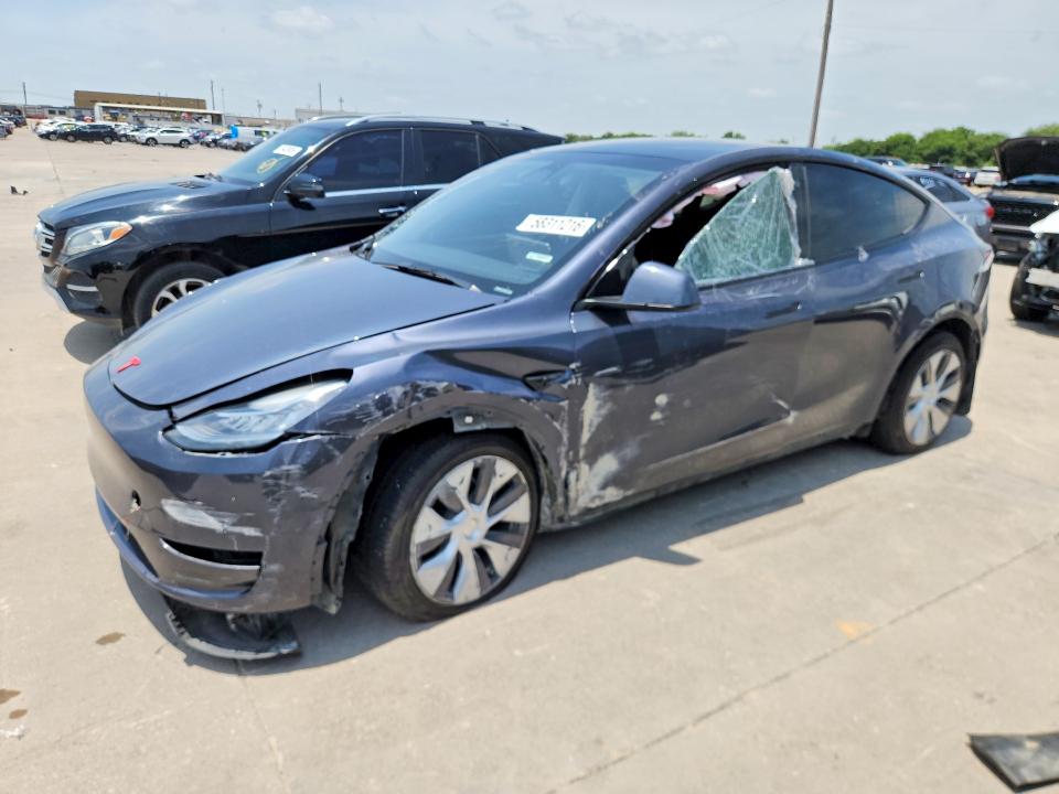 2023 Tesla Model y VIN 7SAYGDEE3PA075300 COPART salvage auction — SIDE, Tx - Salvage Vehicle Title, sold $8,100 on 2026-07-27 (photo 1)