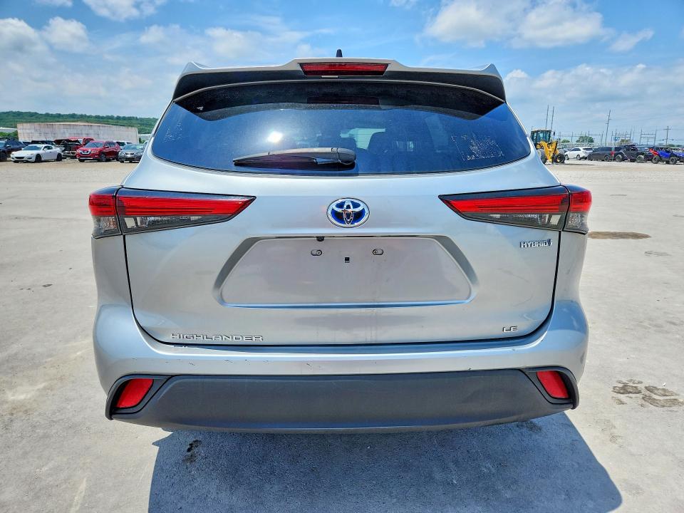 2022 Toyota Highlander hybrid VIN 5TDBBRCH9NS555235 COPART salvage auction — FRONT END, Ok - Certificate Of Title, sold $16,000 on 2026-07-22 (photo 6)