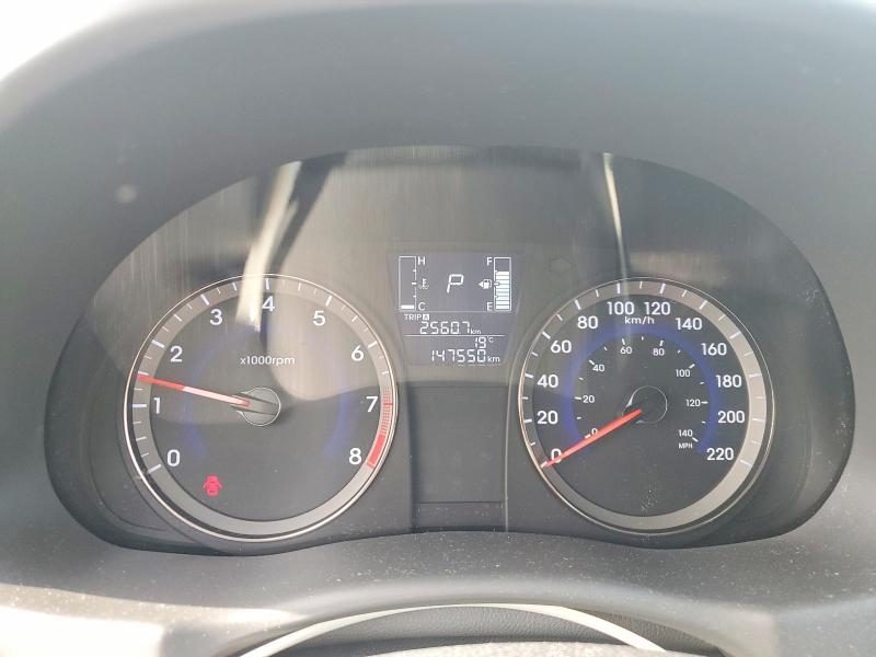 2015 Hyundai VIN KMHCT4AEXFU815082 COPART salvage auction — MINOR DENT/SCRATCHES, On - Permit No Brand - Unfit, sold $1,600 on 2026-07-03 (photo 9)