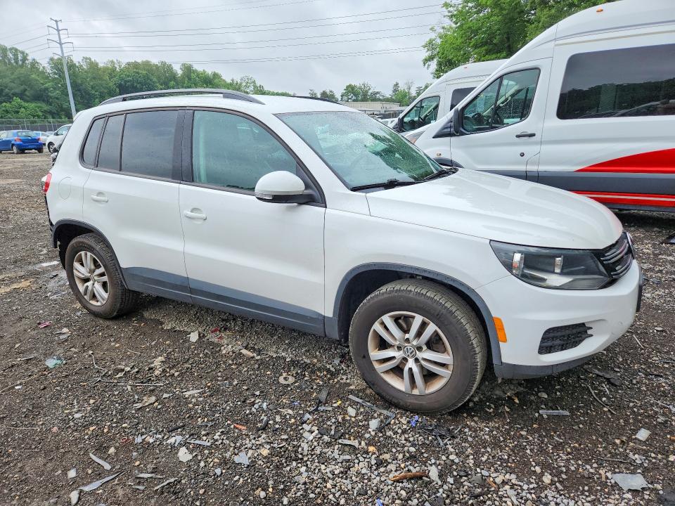 2017 Volkswagen Tiguan VIN WVGBV7AX3HK013528 COPART salvage auction — REAR END, Md - Cert Of Salvage > 75% Damage, sold $1,600 on 2026-07-28 (photo 4)