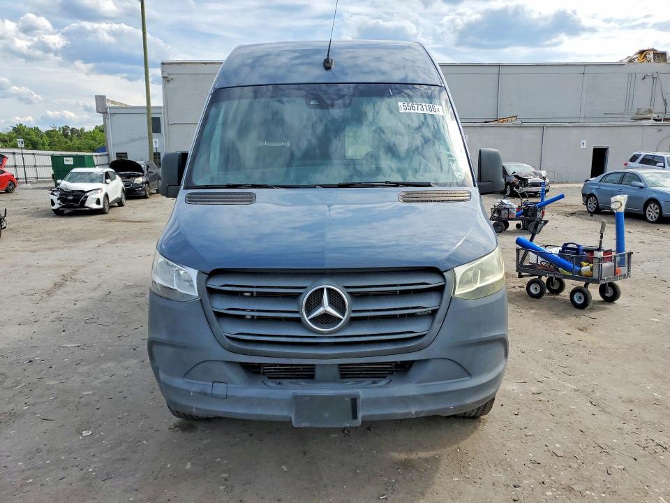 2021 Mercedes-benz VIN W1Y40CHY5MT071353 COPART salvage auction — MINOR DENT/SCRATCHES, Nc - Certificate Of Title, sold $11,700 on 2026-07-29 (photo 5)
