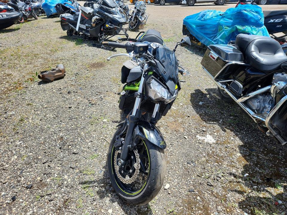 2020 Kawasaki Er VIN ML5EREL12LDA05269 COPART salvage auction — SIDE, MI - CERTIFICATE OF TITLE, sold $400 on 2026-07-29 (photo 2)