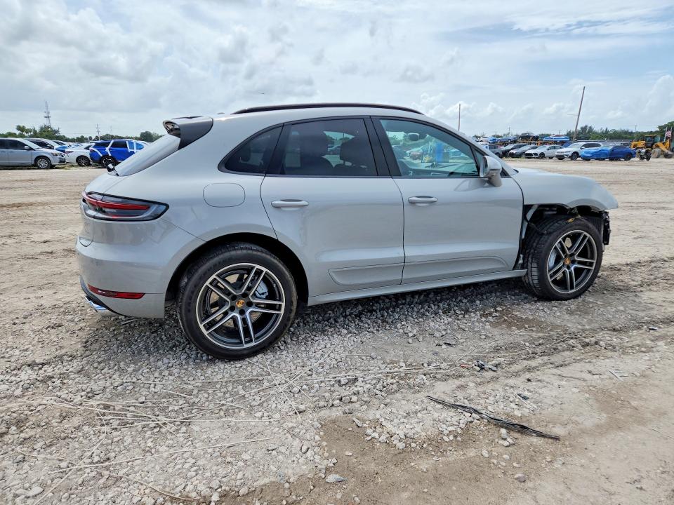2020 Porsche Macan VIN WP1AF2A52LLB60455 COPART salvage auction — FRONT END, Fl - Cert Of Title Slvg Rebuildable, sold $20,200 on 2026-08-06 (photo 3)
