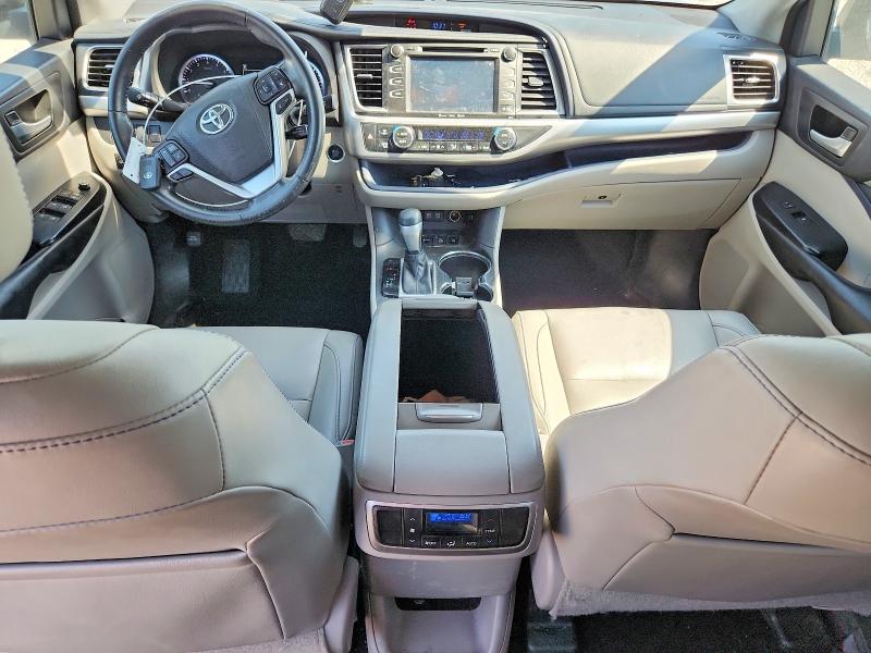 2017 Toyota VIN 5TDJZRFH6HS465225 COPART salvage auction — SIDE, UT - SALVAGE CERTIFICATE, sold $11,100 on 2026-07-31 (photo 8)