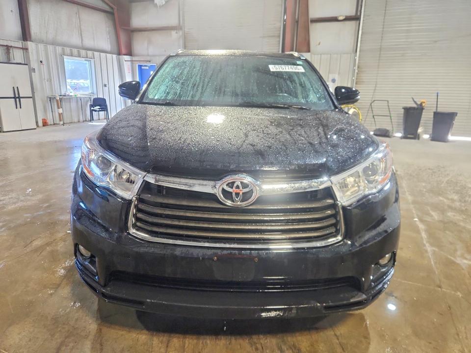 2016 Toyota Highlander VIN 5TDJKRFH1GS241881 COPART salvage auction — REAR END, Ma - Cert Of Title-Reconstrctd Coll, sold $8,000 on 2026-07-06 (photo 5)