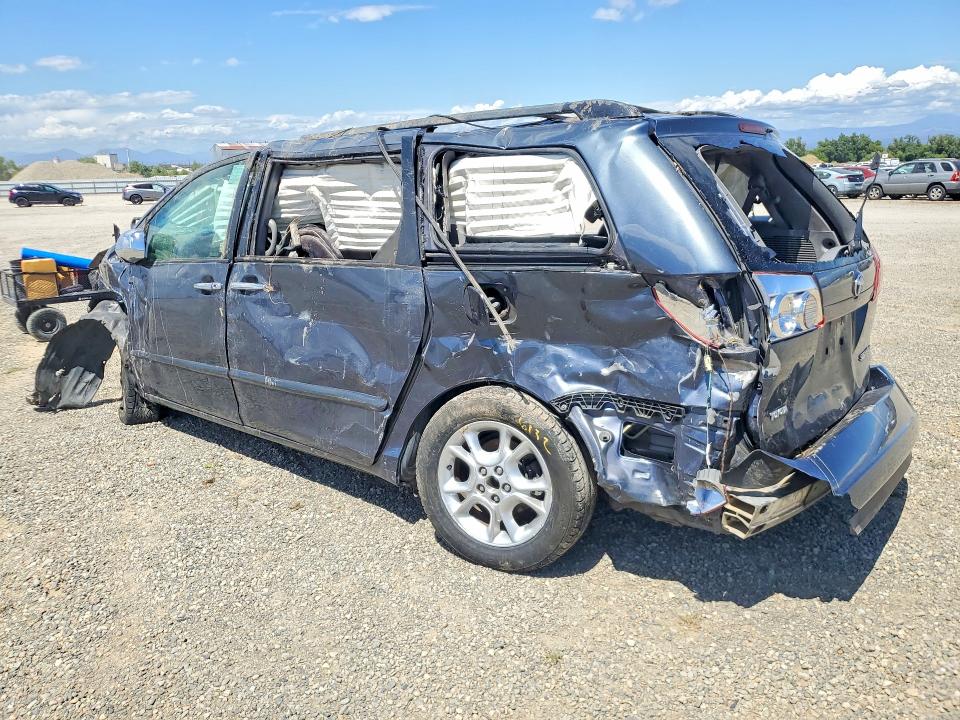 2006 Toyota Sienna VIN 5TDZA22C46S566238 COPART salvage auction — ROLLOVER, Ca - Salvage Certificate, sold $225 on 2026-07-24 (photo 2)