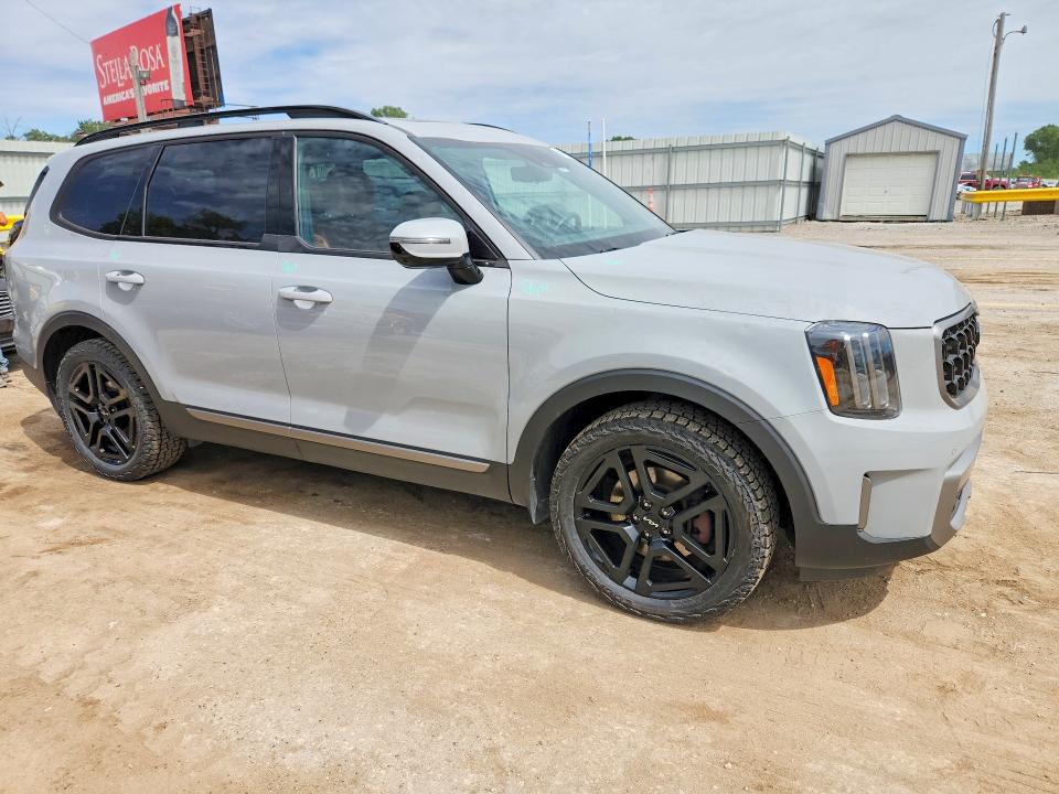 2023 Kia Telluride VIN 5XYP5DGC2PG406518 COPART salvage auction — HAIL, Ks - Cert Of Title-Salvage, sold $1,300 on 2026-07-27 (photo 4)