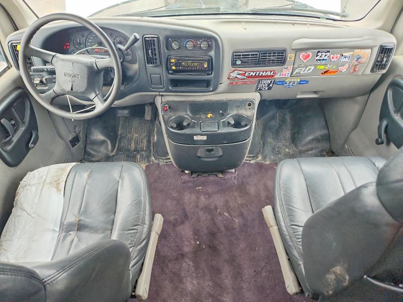 1998 Gmc Savana VIN 1GJHG39R3W1090550 COPART salvage auction — FRONT END, OK - CERT OF TITLE-SALVAGE, sold $600 on 2026-07-10 (photo 8)
