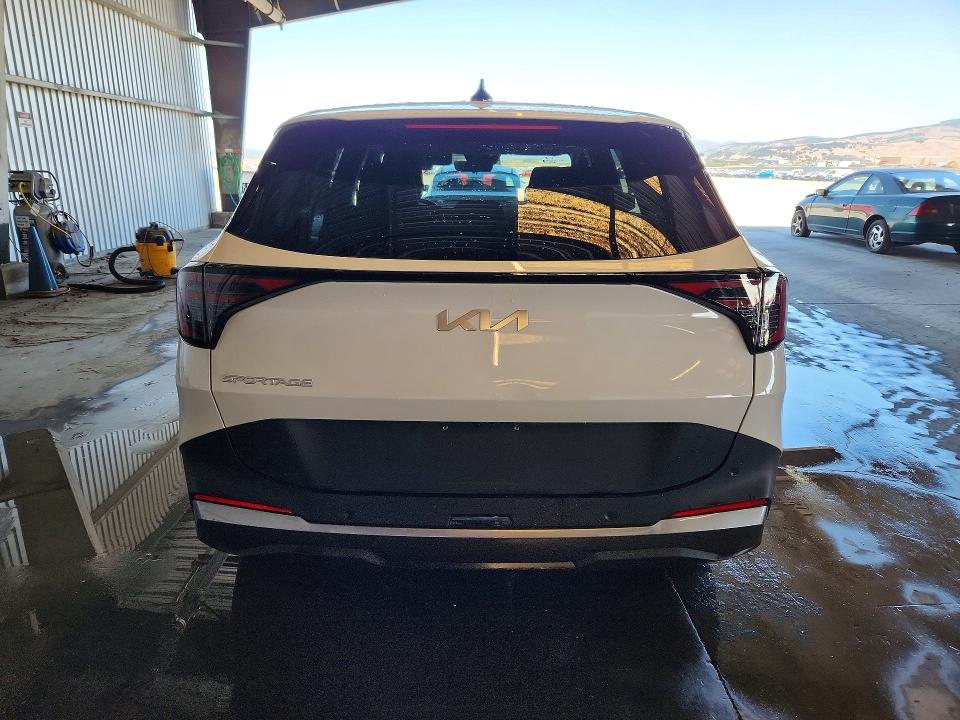 2026 Kia Sportage VIN 5XYK23DF5TG384343 COPART salvage auction — FRONT END, CA - CERTIFICATE OF TITLE, sold $14,000 on 2026-07-06 (photo 6)