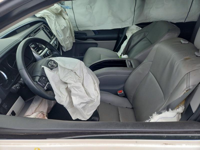 2019 Toyota Highlander VIN 5TDJZRFH4KS722745 COPART salvage auction — REAR END, Il - Salvage Certificate, sold $4,550 on 2026-07-28 (photo 7)