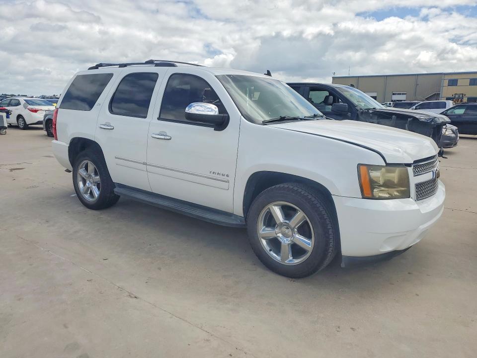 2011 Chevrolet Tahoe VIN 1GNSKCE01BR127729 COPART salvage auction — SIDE, Tx - Salvage Vehicle Title, sold $1,300 on 2026-07-02 (photo 4)