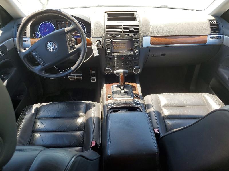 2005 Volkswagen Touareg VIN WVGMM77L55D009108 COPART salvage auction — FRONT END, Wa - Dis/Dlr/Exp Only Clean Title, sold $475 on 2026-07-07 (photo 8)