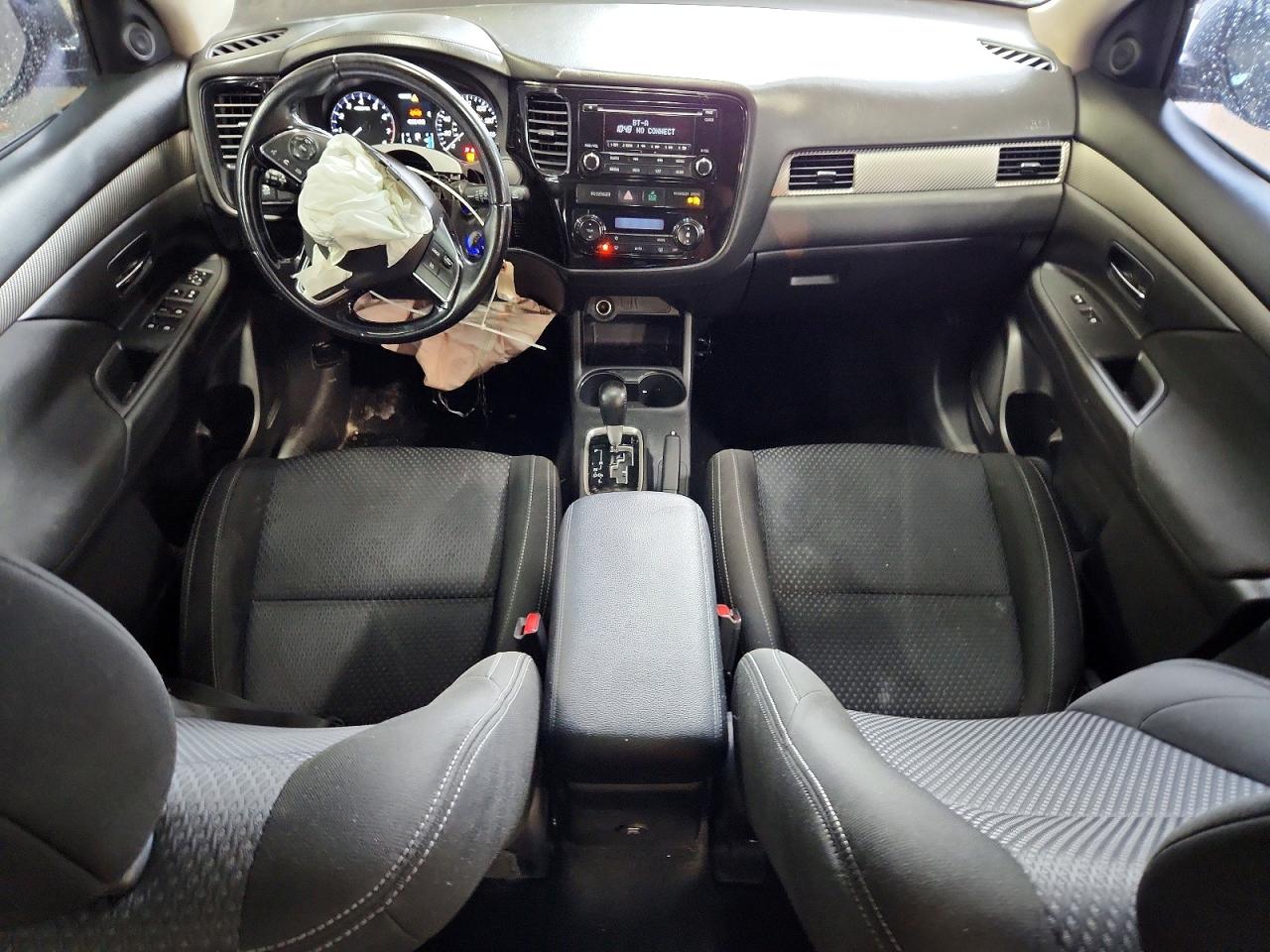 2016 Mitsubishi Outlander VIN JA4AZ3A38GZ015446 COPART salvage auction — Front End, IL - SALVAGE CERTIFICATE, sold $1,650 on 2026-07-02 (photo 8)