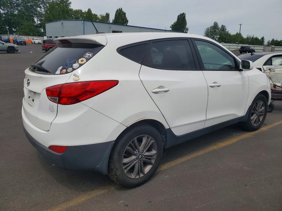 2015 Hyundai VIN KM8JT3AF9FU022611 COPART salvage auction — MINOR DENT/SCRATCHES, Wa - Non Public Clean Title, sold $1,450 on 2026-07-18 (photo 3)