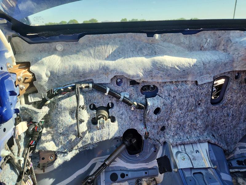 2022 Toyota Corolla cross VIN 7MUDAABG9NV024743 COPART salvage auction — WATER/FLOOD, TX - SALVAGE TITLE-FLOOD DAMAGE, sold $6,500 on 2026-07-03 (photo 9)