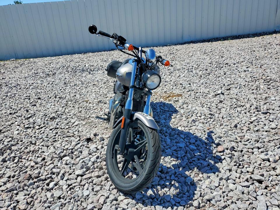 2016 Triumph motorcycle Speedmaster VIN SMT915RN9GT719239 COPART salvage auction — MINOR DENT/SCRATCHES, IA - CERT OF TITLE-SALVAGE TITLE, sold $1,350 on 2026-07-02 (photo 2)