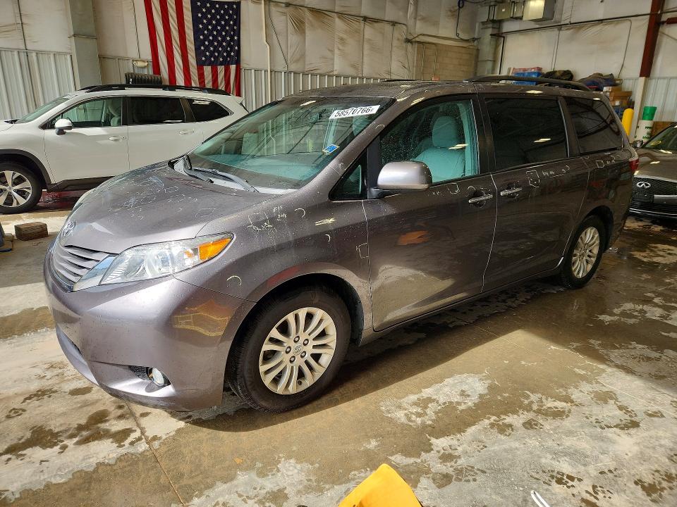 2017 Toyota Sienna VIN 5TDYZ3DC7HS872442 COPART salvage auction — HAIL, Salvage Title, sold $15,700 on 2026-07-14 (photo 1)