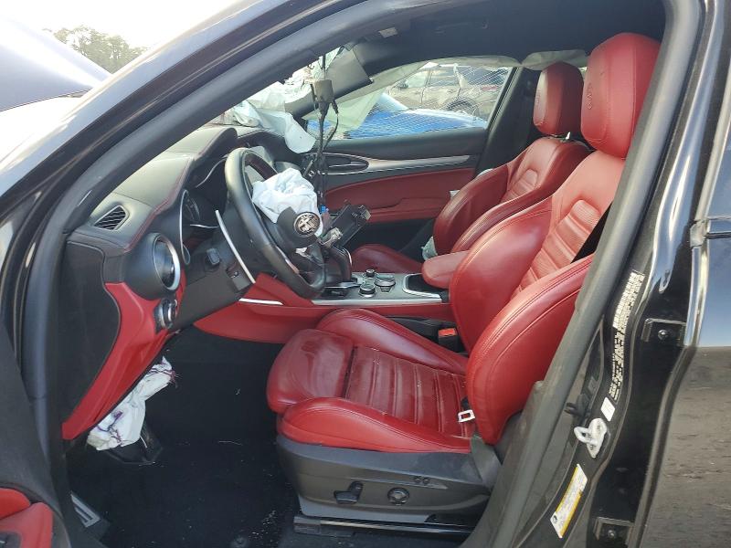2021 Alfa romeo Stelvio VIN ZASPAKBN4M7D03142 COPART salvage auction — FRONT END, TX - SALVAGE VEHICLE TITLE, sold $1,600 on 2026-08-25 (photo 7)