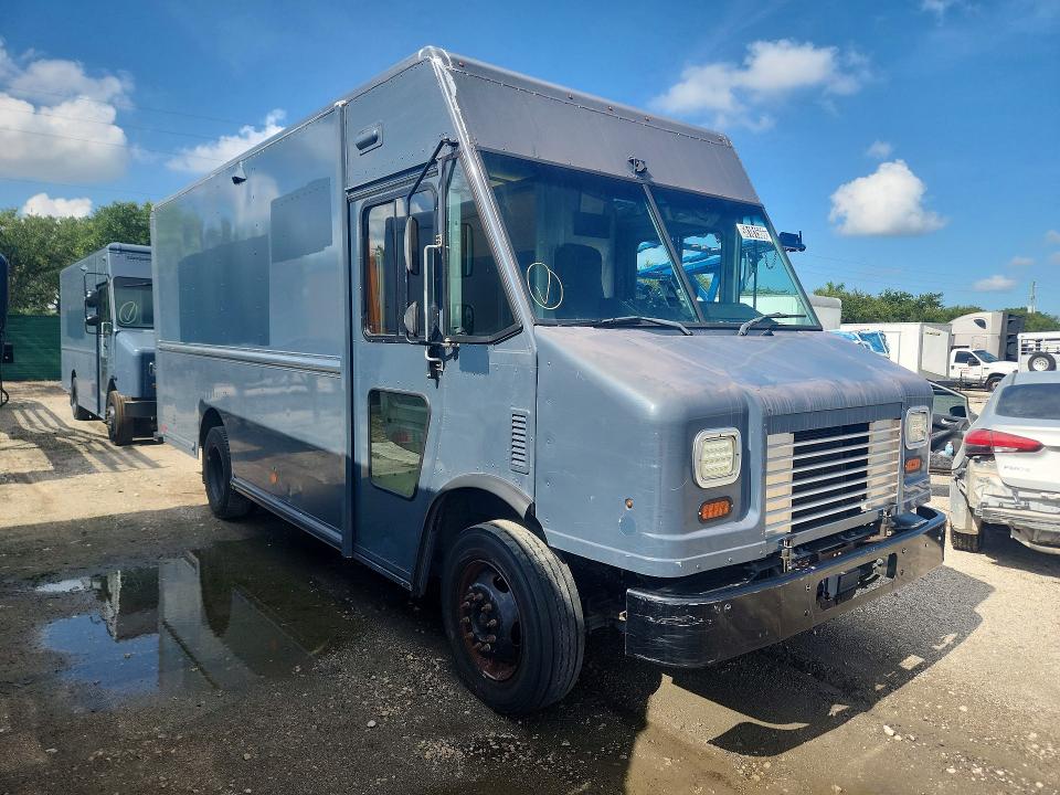 2021 Ford F59 VIN 1F65F5KNXM0A04902 COPART salvage auction — MINOR DENT/SCRATCHES, Fl - Certificate Of Title, sold $24,000 on 2026-07-07 (photo 4)