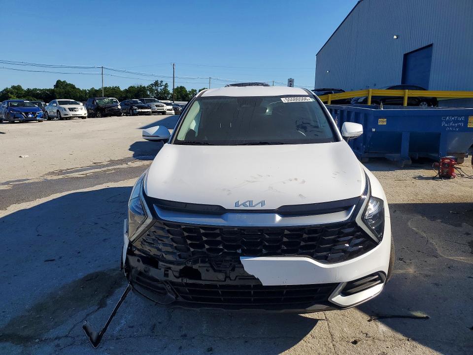 2023 Kia VIN 5XYK33AF0PG133656 COPART salvage auction — SIDE, KY - CERT OF TITLE-SALVAGE, sold $6,700 on 2026-07-08 (photo 5)