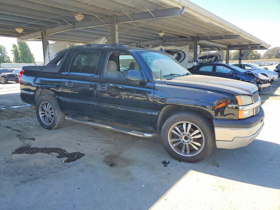 2006 Chevrolet Avalanche VIN 3GNEC12Z56G139731 COPART salvage auction — MINOR DENT/SCRATCHES, Ca - Dis/Dlr/Exp Only Clean Title, sold $700 on 2026-07-02 (photo 4)