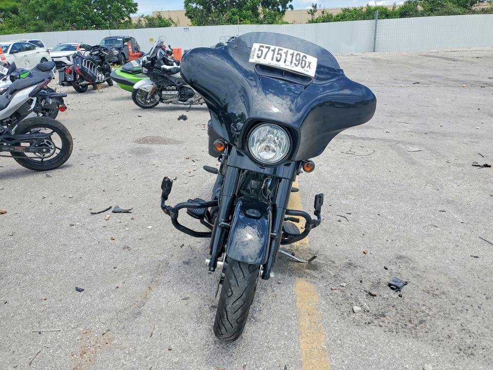 2022 Harley-davidson Flhxs VIN 1HD1KRP15NB623299 COPART salvage auction — ALL OVER, ID - SALVAGE CERTIFICATE OF TITLE, sold $7,900 on 2026-07-16 (photo 2)