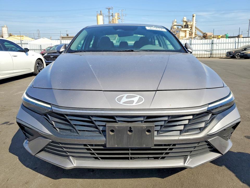 2024 Hyundai Elantra VIN KMHLM4DJ7RU119631 COPART salvage auction — REAR END, CA - SALVAGE CERTIFICATE, sold $5,300 on 2026-07-20 (photo 5)