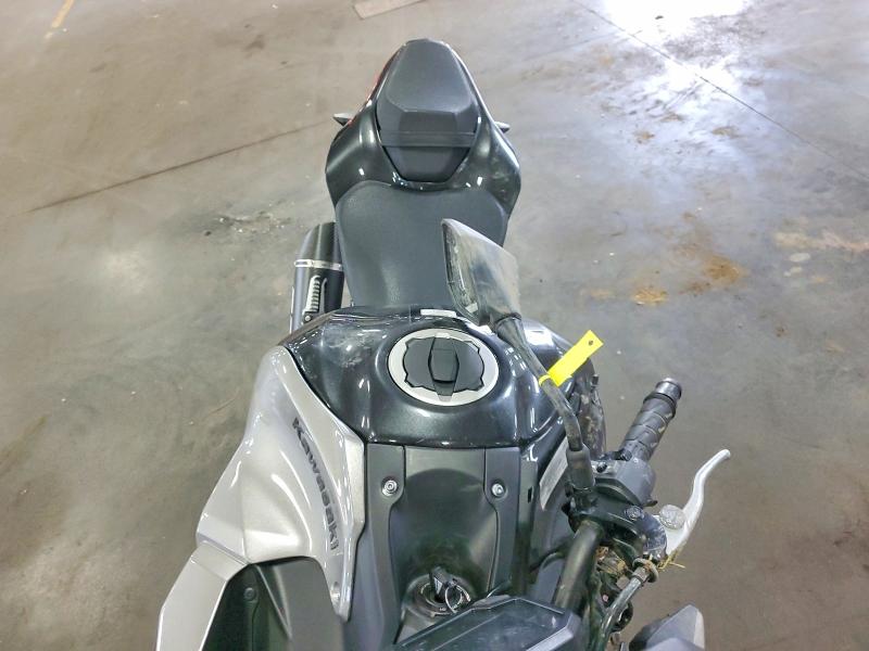 2023 Kawasaki Zr VIN ML5ZRDF15PDA58805 COPART salvage auction — SIDE, Mn - Cert Of Title-Salvage, sold $4,100 on 2026-07-09 (photo 5)