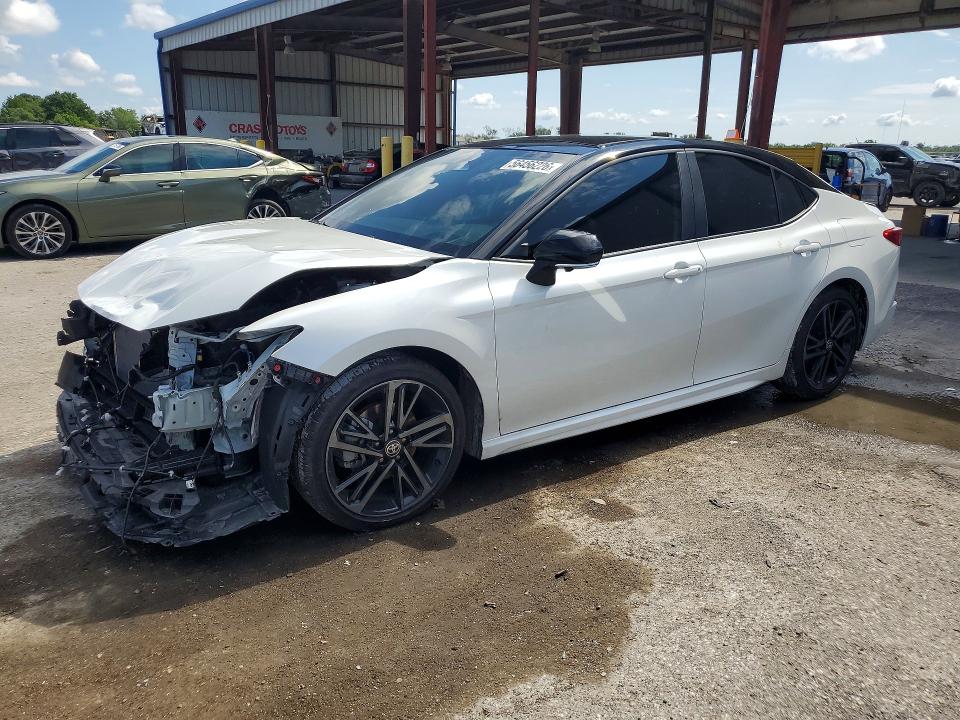 2025 Toyota Camry VIN 4T1DAACK5SU082445 COPART salvage auction — FRONT END, Fl - Cert Of Title Slvg Rebuildable, sold $9,600 on 2026-07-31 (photo 1)
