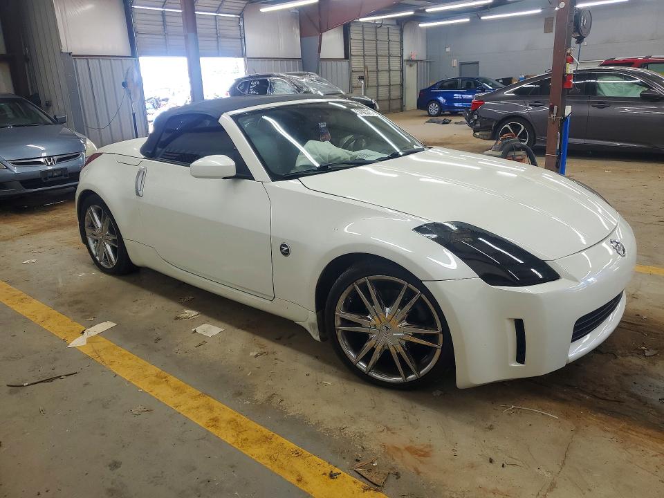 2004 Nissan 350z VIN JN1AZ36A74M252616 COPART salvage auction — REAR END, Nc - Salvage Certificate Of Title, sold $175 on 2026-07-29 (photo 4)