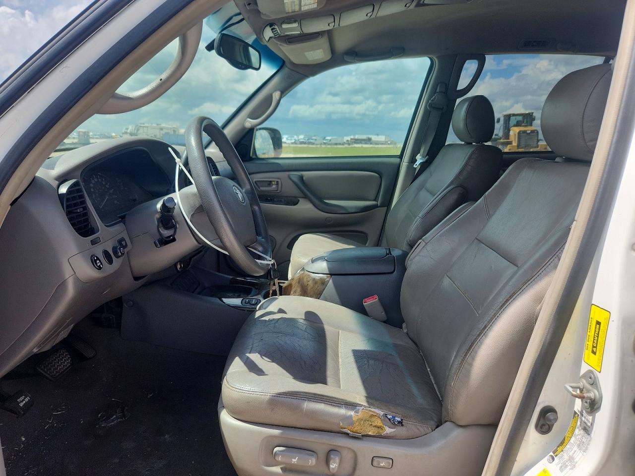2006 Toyota Sequoia VIN 5TDZT34A36S269702 COPART salvage auction — Normal Wear, TX - CERTIFICATE OF TITLE, sold $1,150 on 2026-07-02 (photo 7)