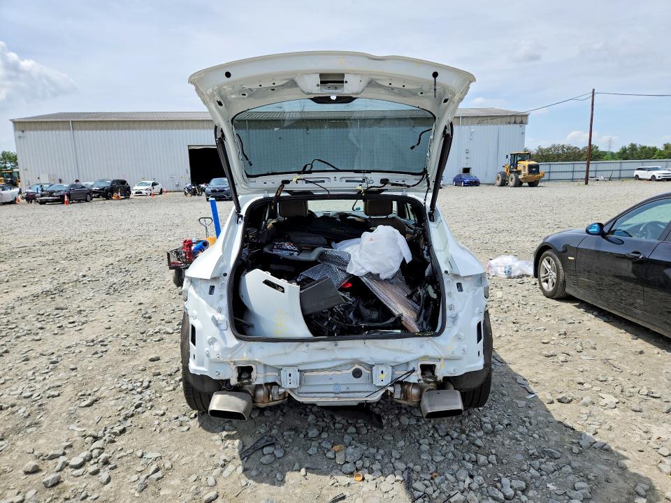 2022 Porsche Macan VIN WP1AA2A50NLB06315 COPART salvage auction — REAR END, Nj - Cert Of Title-Salvage, sold $17,600 on 2026-07-20 (photo 6)