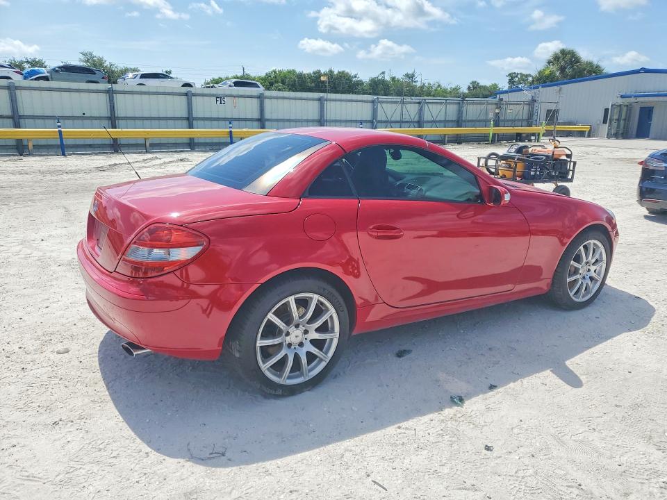 2005 Mercedes-benz Slk-klasse VIN WDBWK56F65F057108 COPART salvage auction — SIDE, Fl - Cert Of Title Slvg Rebuildable, sold $500 on 2026-08-12 (photo 3)
