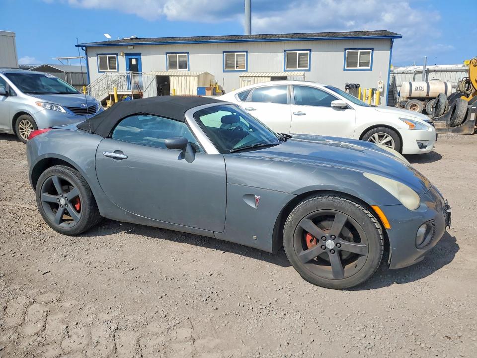 2008 Pontiac Solstice VIN 1G2MG35X48Y104285 COPART salvage auction — REAR END, Hi - Certificate Of Title, sold $2 on 2026-09-21 (photo 4)