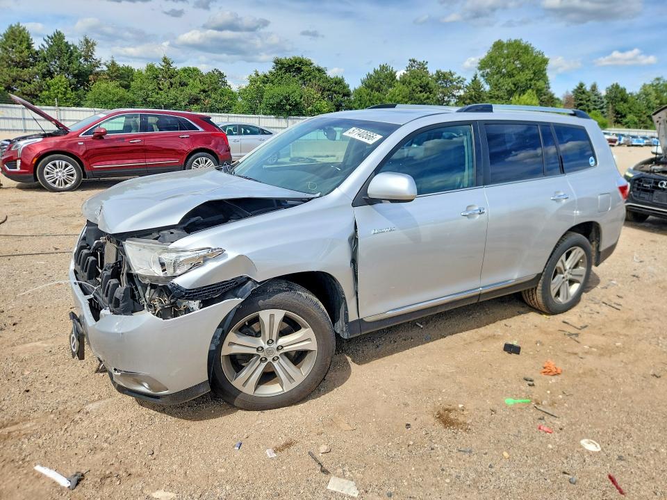 2013 Toyota VIN 5TDDK3EH5DS188724 COPART salvage auction — FRONT END, Il - Salvage Certificate, sold $5,200 on 2026-07-30 (photo 1)