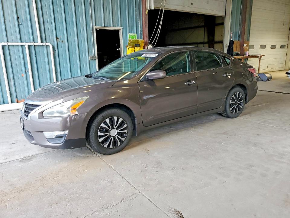 2015 Nissan VIN 1N4AL3AP2FN877194 COPART salvage auction — NORMAL WEAR, Ia - Certificate Of Title, sold $525 on 2026-07-04 (photo 1)