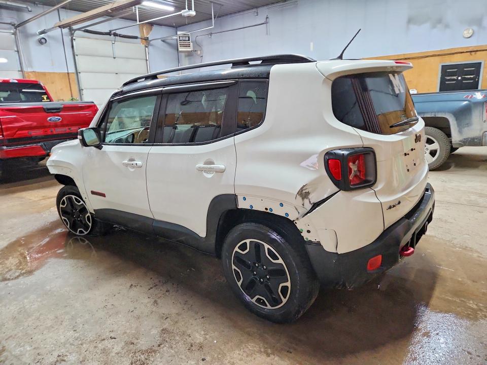 2017 Jeep Renegade VIN ZACCJBCBXHPF75392 COPART salvage auction — FRONT END, Mi - Certificate Of Title, sold $2,350 on 2026-08-05 (photo 2)