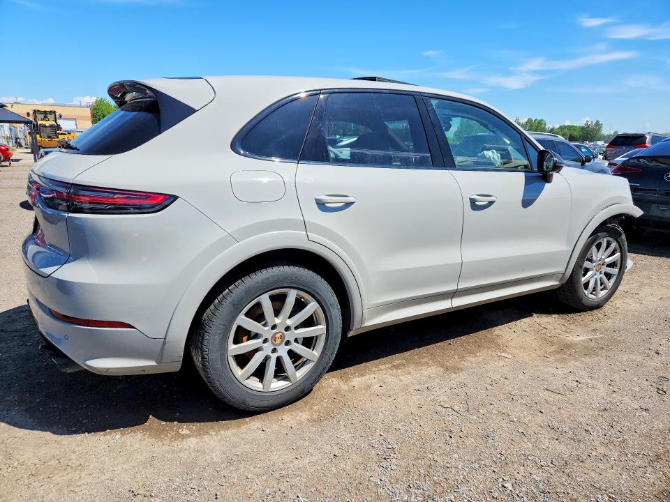 2023 Porsche Cayenne VIN WP1AA2AY6PDA00121 COPART salvage auction — FRONT END, ON - PERMIT NO BRAND - UNFIT, sold $12,700 on 2026-10-08 (photo 3)