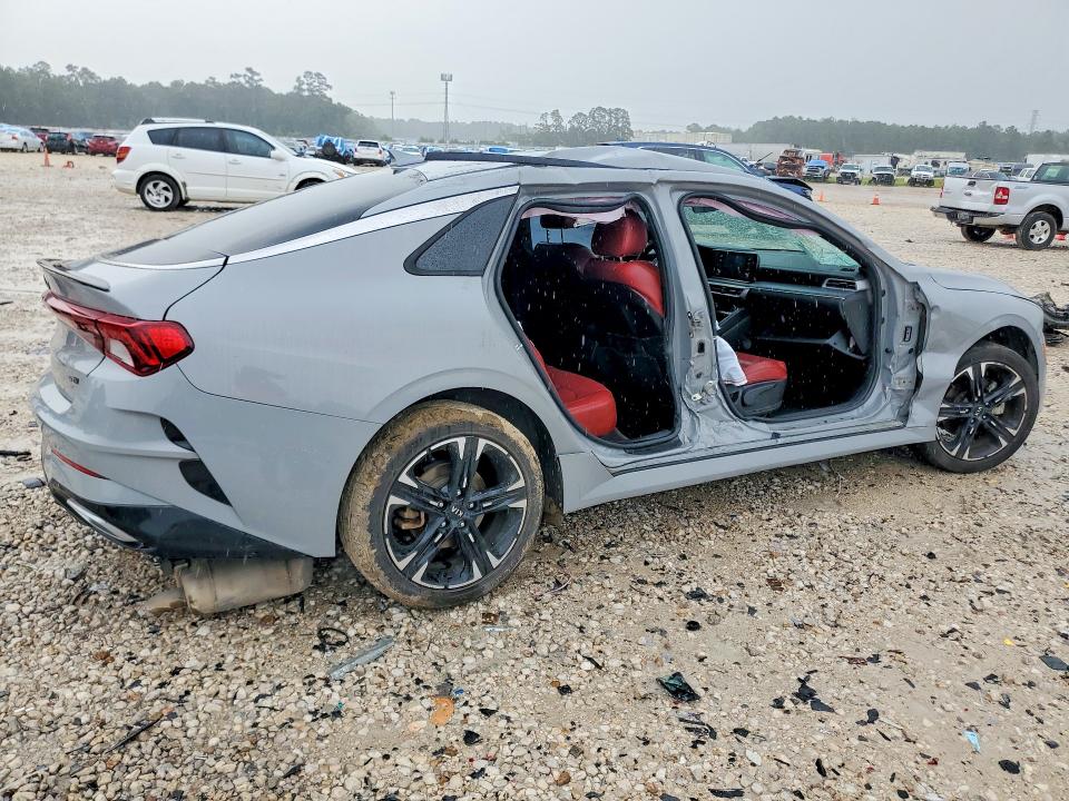 2021 Kia K5 VIN 5XXG64J29MG013516 COPART salvage auction — SIDE, Tx - Salvage Vehicle Title, sold $200 on 2026-07-28 (photo 3)