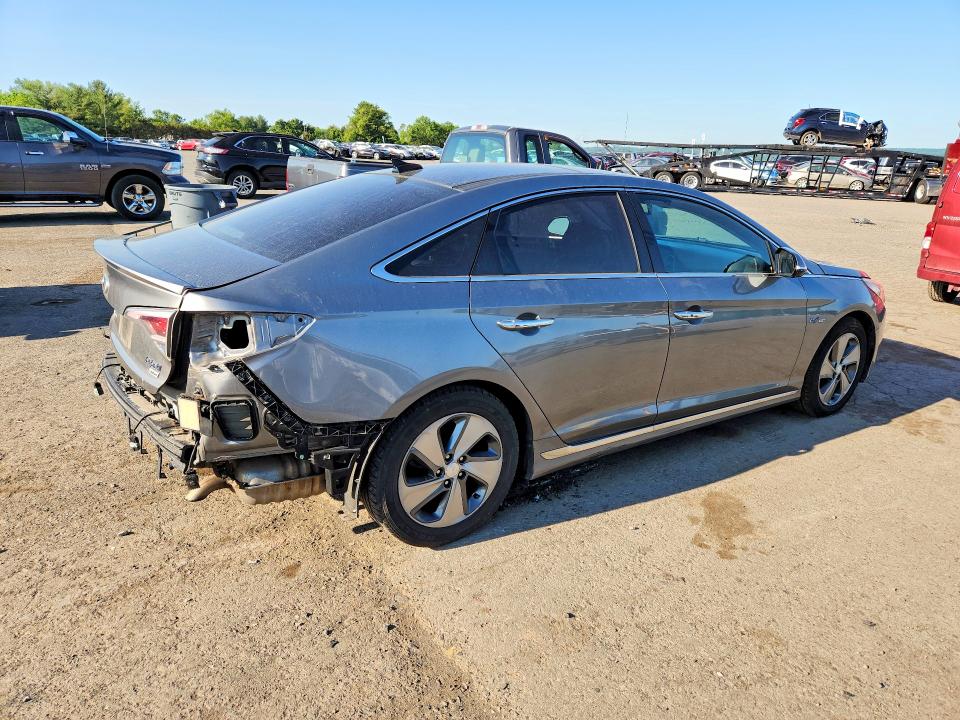 2017 Hyundai Sonata VIN KMHE34L1XHA060197 COPART salvage auction — REAR END, PA - CERTIFICATE OF SALVAGE, sold $2,000 on 2026-07-31 (photo 3)