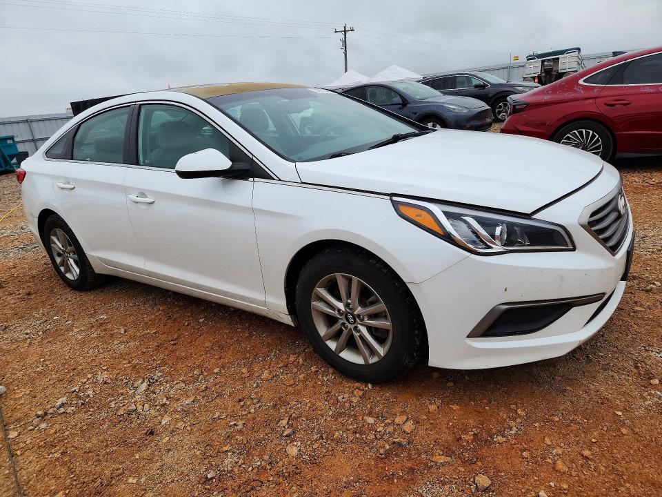 2016 Hyundai VIN 5NPE24AF3GH291682 COPART salvage auction — HAIL, Mo - Salvage Certificate Of Title, sold $2,000 on 2026-08-03 (photo 4)