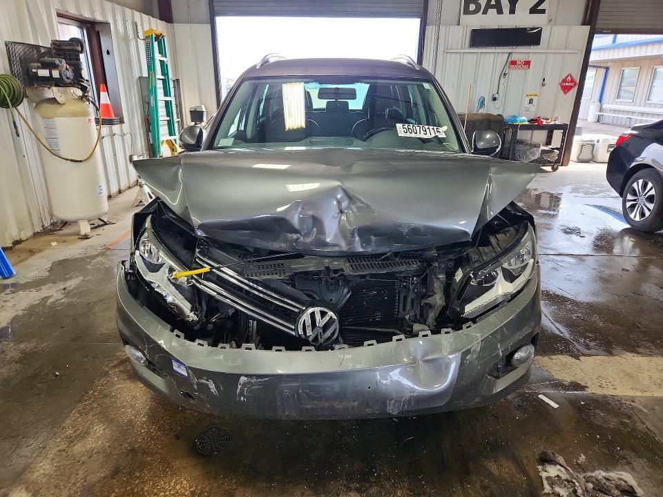 2014 Volkswagen Tiguan VIN WVGBV3AX4EW591814 COPART salvage auction — FRONT END, Il - Salvage Certificate, sold $1,350 on 2026-07-28 (photo 5)