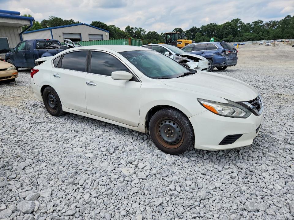 2017 Nissan Altima VIN 1N4AL3AP0HN313935 COPART salvage auction — REAR END, Ga - Certificate Of Title (P), sold $1,750 on 2026-07-27 (photo 4)