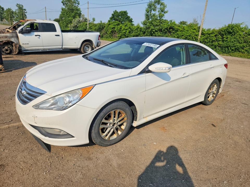2014 Hyundai Sonata VIN 5NPEC4AC2EH907811 COPART salvage auction — REAR END, Qc - Gravement Accidente, sold $425 on 2026-07-28 (photo 1)