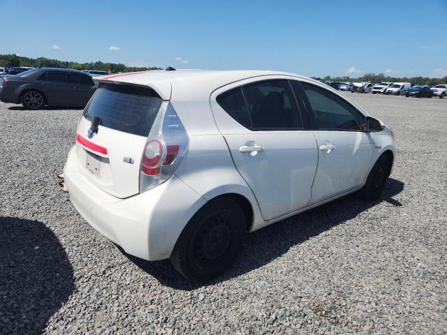 2014 Toyota Prius c VIN JTDKDTB3XE1572717 COPART salvage auction — MINOR DENT/SCRATCHES, Fl - Certificate Of Title, sold $1,050 on 2026-07-07 (photo 3)