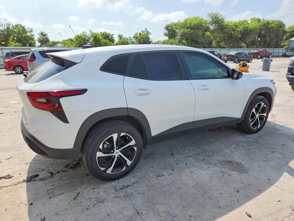 2025 Chevrolet Trax VIN KL77LGEP8SC322324 COPART salvage auction — REAR END, TX - SALVAGE VEHICLE TITLE (P), sold $3,300 on 2026-07-28 (photo 3)