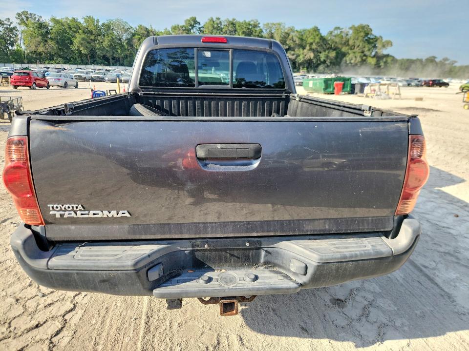 2013 Toyota Tacoma VIN 5TFUX4ENXDX018723 COPART salvage auction — MINOR DENT/SCRATCHES, Fl - Certificate Of Title, sold $6,500 on 2026-07-21 (photo 6)