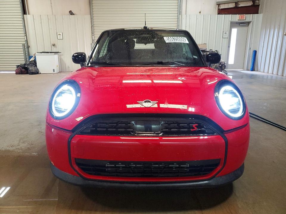 2026 Mini Cooper VIN WMW23GX08T2Y33937 COPART salvage auction — WATER/FLOOD, Fl - Cert Of Title-Slvg Rebld Flood, sold $11,100 on 2026-07-08 (photo 5)