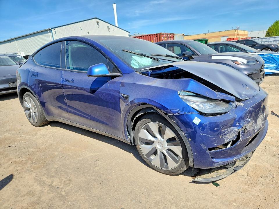 2022 Tesla Mdl y VIN 7SAYGDEE2NF504376 COPART salvage auction — FRONT END, On - Permit Salvage, sold $10,400 on 2026-07-14 (photo 4)