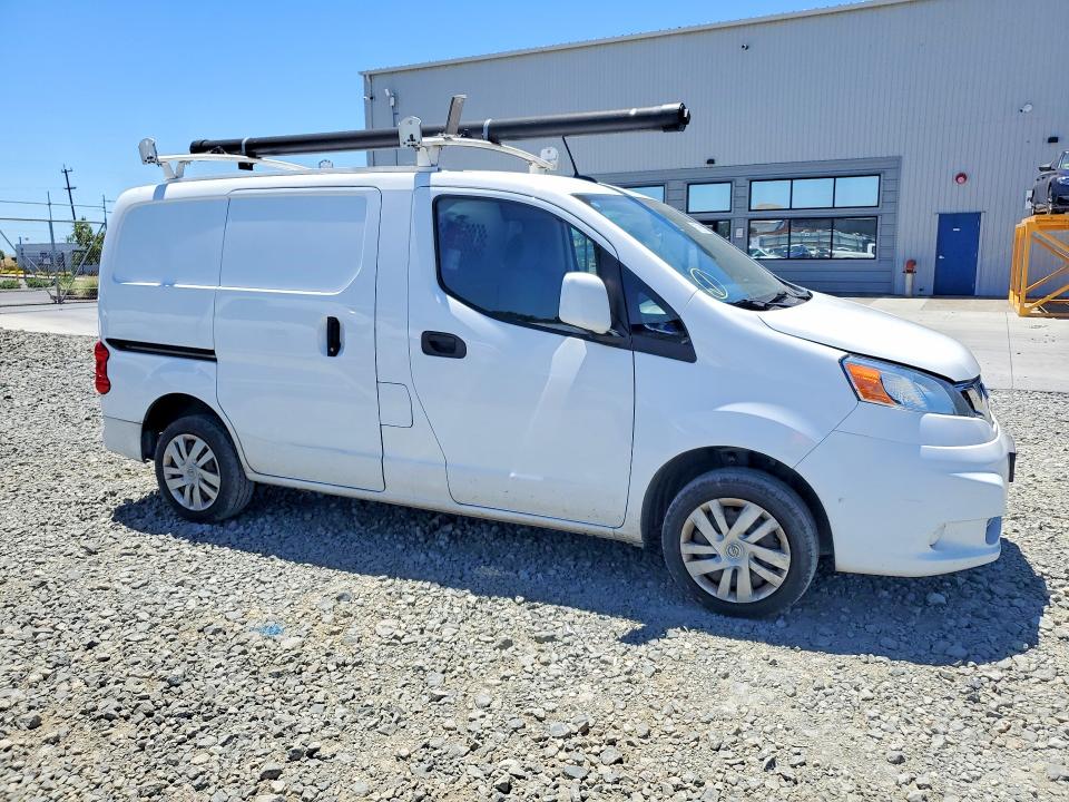 2020 Nissan Nv 200 VIN 3N6CM0KN0LK702131 COPART salvage auction — SIDE, CA - DIS/DLR/EXP ONLY CLEAN TITLE, sold $1,900 on 2026-07-28 (photo 4)